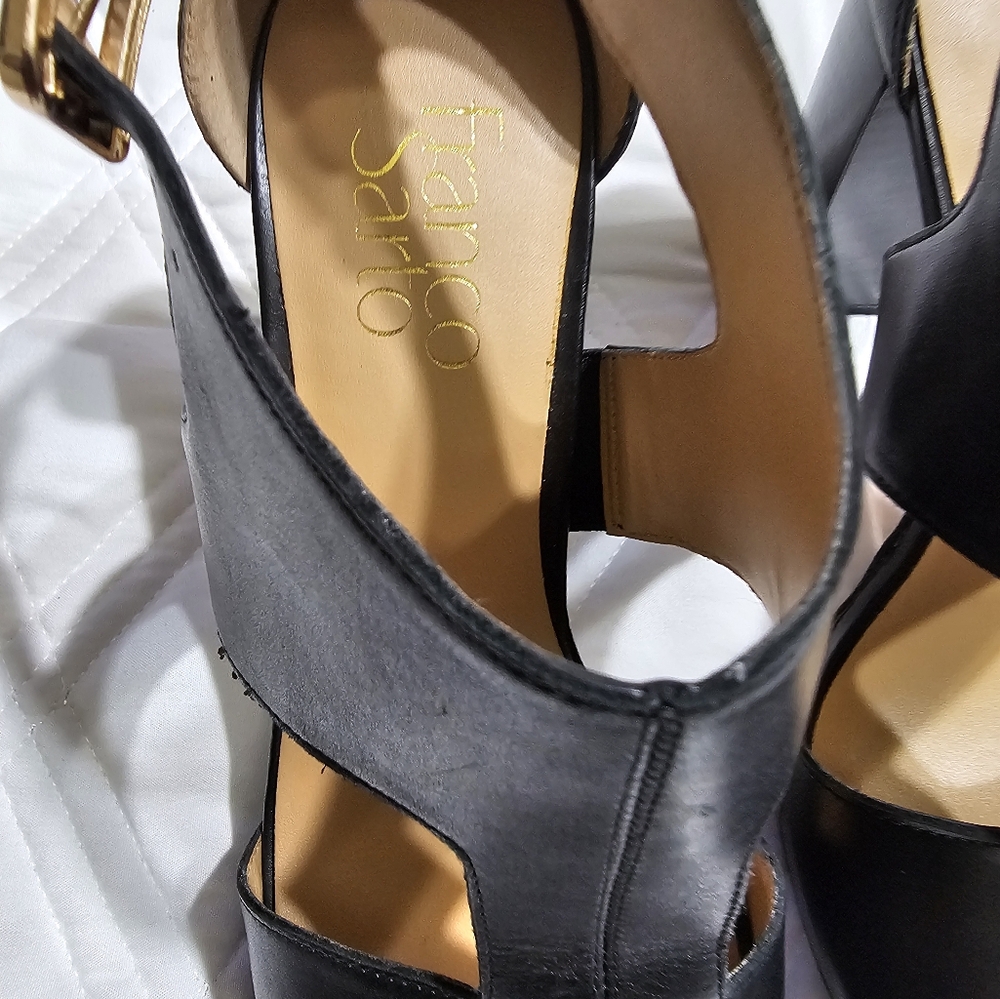 Shoes - Picture 7 of 7